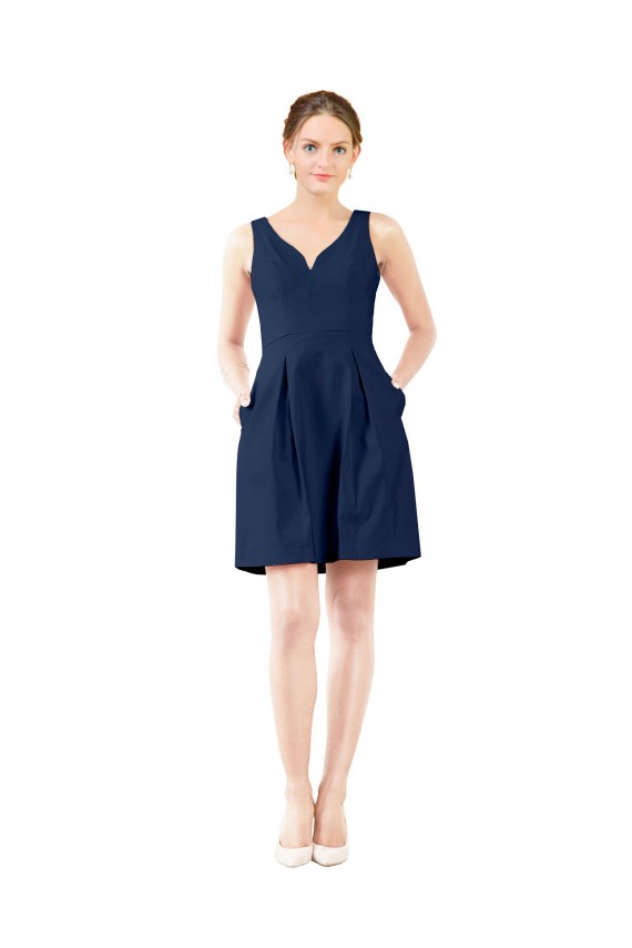 Meilleures Bleu marine foncé Trapèze Col V Satiné Courte Robes demoiselle d'honneur / Robes de cocktail