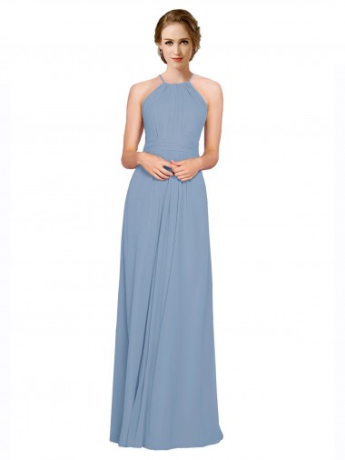 Meilleures Bleu poussiéreux Trapèze Licou Col Haut Mousseline Longue Robes demoiselle d'honneur